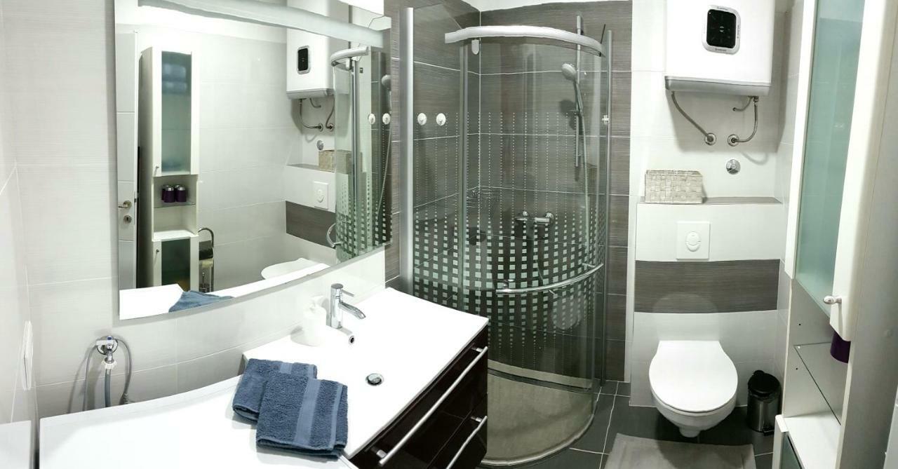 Apartman Anita Йесенице Екстериор снимка